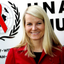 Ruvdnaprinseassa Mette-Marit lea nammaduvvon UNAIDS earenoamá&#154;sáttaolmmo&#158;in guovtti jahkái, hiv ja aids eastadanbargguid várás (Govva: Lise Åserud, Scanpix)